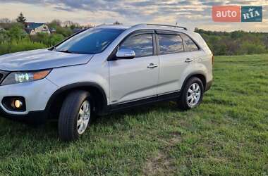 Позашляховик / Кросовер Kia Sorento 2013 в 