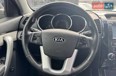 Внедорожник / Кроссовер Kia Sorento 2010 в 
