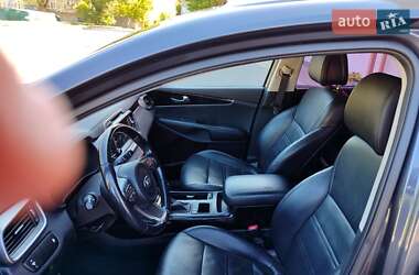 Внедорожник / Кроссовер Kia Sorento 2015 в 