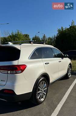 Внедорожник / Кроссовер Kia Sorento 2016 в 