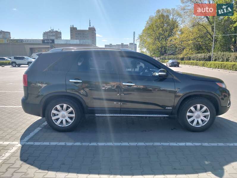 Внедорожник / Кроссовер Kia Sorento 2010 в Житомире