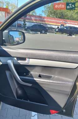 Внедорожник / Кроссовер Kia Sorento 2010 в 