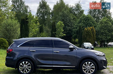 Позашляховик / Кросовер Kia Sorento 2019 в 