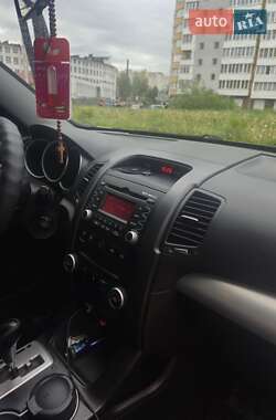 Внедорожник / Кроссовер Kia Sorento 2011 в 