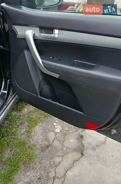 Внедорожник / Кроссовер Kia Sorento 2010 в 