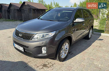 Позашляховик / Кросовер Kia Sorento 2012 в Івано-Франківську
