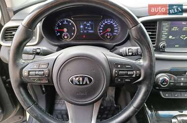 Внедорожник / Кроссовер Kia Sorento 2015 в 