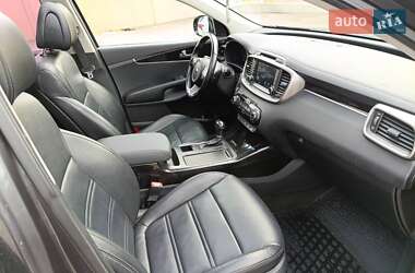 Внедорожник / Кроссовер Kia Sorento 2015 в 