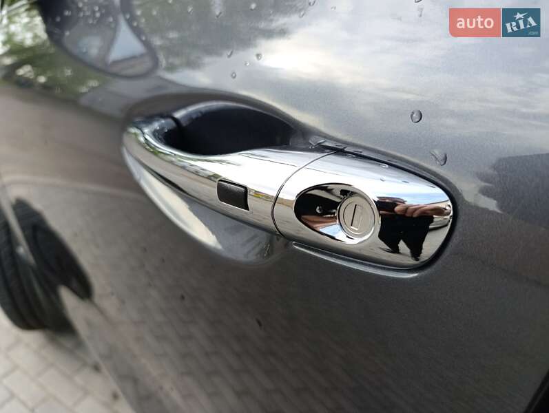 Внедорожник / Кроссовер Kia Sorento 2015 в Николаеве