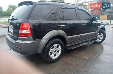 Позашляховик / Кросовер Kia Sorento 2004 в 