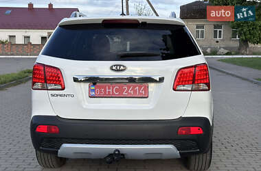 Внедорожник / Кроссовер Kia Sorento 2011 в 