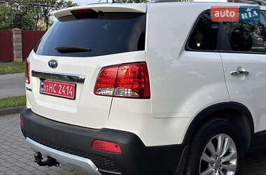 Внедорожник / Кроссовер Kia Sorento 2011 в 