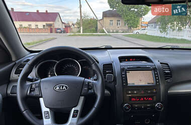 Внедорожник / Кроссовер Kia Sorento 2011 в 