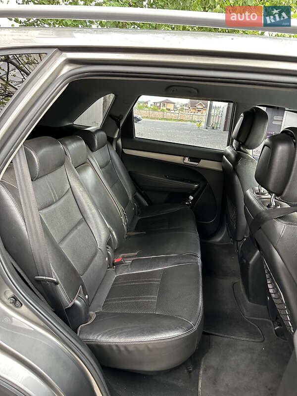 Позашляховик / Кросовер Kia Sorento 2012 в Києві
