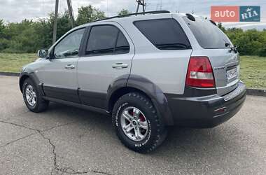 Позашляховик / Кросовер Kia Sorento 2005 в 