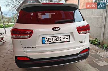 Внедорожник / Кроссовер Kia Sorento 2016 в 
