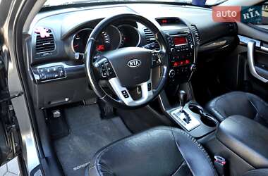 Внедорожник / Кроссовер Kia Sorento 2011 в 
