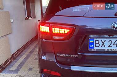 Внедорожник / Кроссовер Kia Sorento 2019 в 