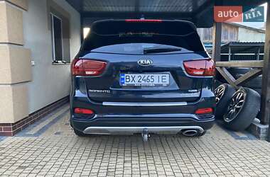 Внедорожник / Кроссовер Kia Sorento 2019 в 
