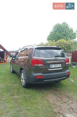 Позашляховик / Кросовер Kia Sorento 2010 в 
