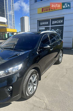 Позашляховик / Кросовер Kia Sorento 2018 в 