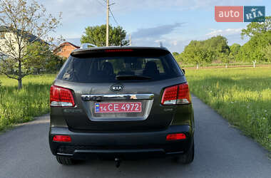 Позашляховик / Кросовер Kia Sorento 2012 в 