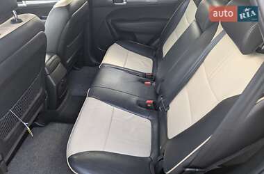 Позашляховик / Кросовер Kia Sorento 2011 в 
