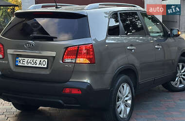 Позашляховик / Кросовер Kia Sorento 2012 в 