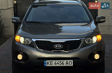 Позашляховик / Кросовер Kia Sorento 2012 в 
