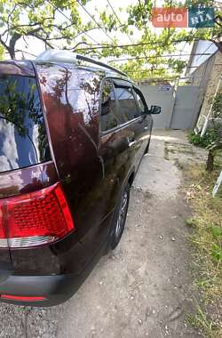 Внедорожник / Кроссовер Kia Sorento 2012 в 