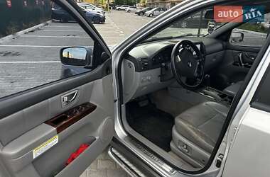 Позашляховик / Кросовер Kia Sorento 2005 в 