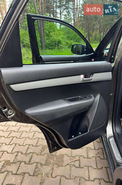Внедорожник / Кроссовер Kia Sorento 2010 в 