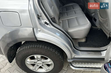 Позашляховик / Кросовер Kia Sorento 2005 в 