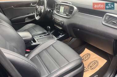 Внедорожник / Кроссовер Kia Sorento 2015 в 