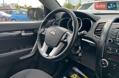 Внедорожник / Кроссовер Kia Sorento 2012 в 