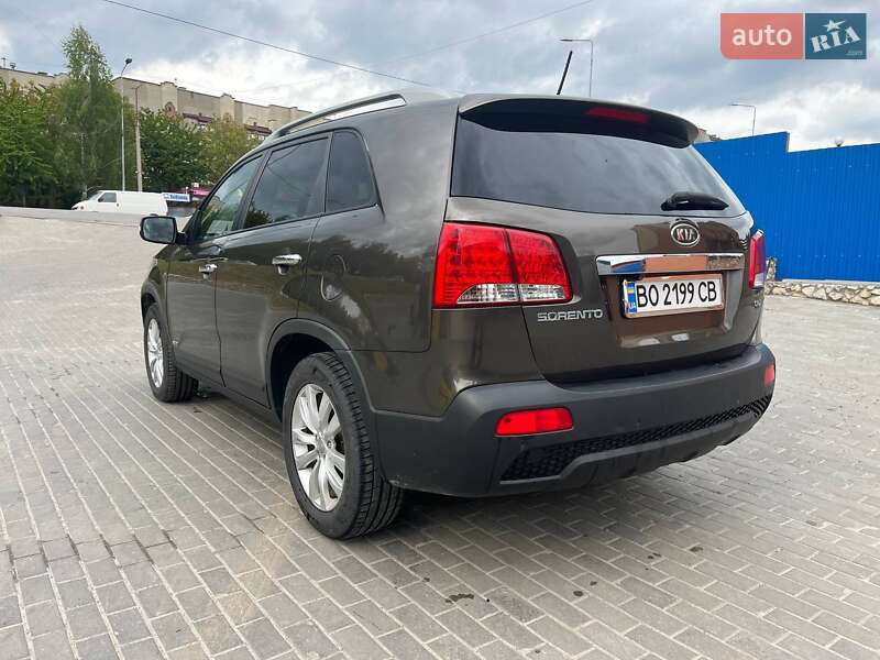 Позашляховик / Кросовер Kia Sorento 2011 в Тернополі