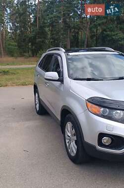 Внедорожник / Кроссовер Kia Sorento 2010 в 