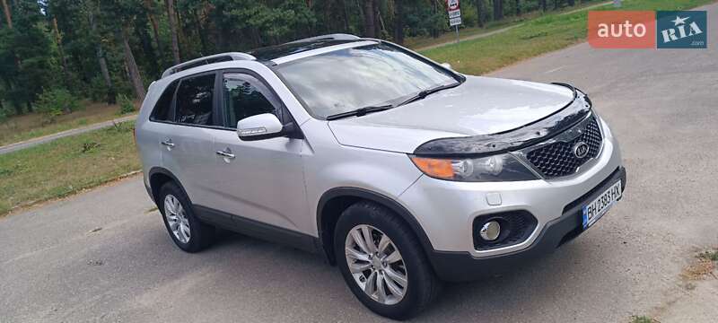 Внедорожник / Кроссовер Kia Sorento 2010 в 