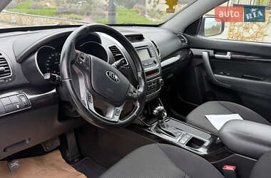 Позашляховик / Кросовер Kia Sorento 2015 в 