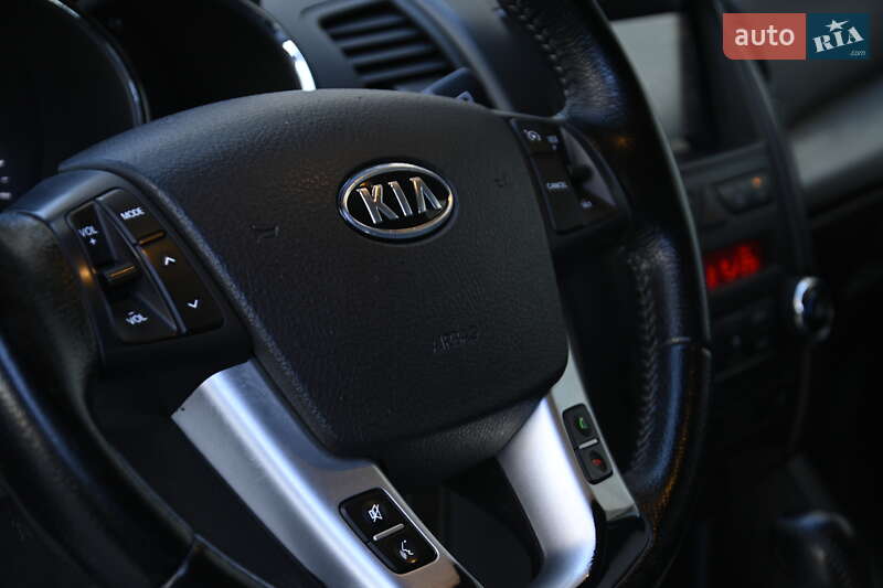 Позашляховик / Кросовер Kia Sorento 2010 в Бердичеві