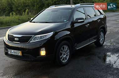 Позашляховик / Кросовер Kia Sorento 2013 в 