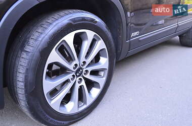 Внедорожник / Кроссовер Kia Sorento 2014 в 