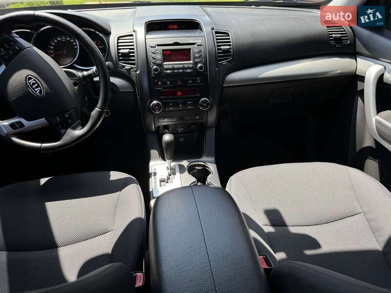 Позашляховик / Кросовер Kia Sorento 2012 в Вінниці