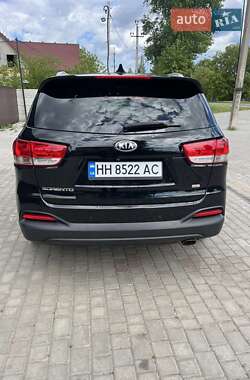 Внедорожник / Кроссовер Kia Sorento 2016 в 
