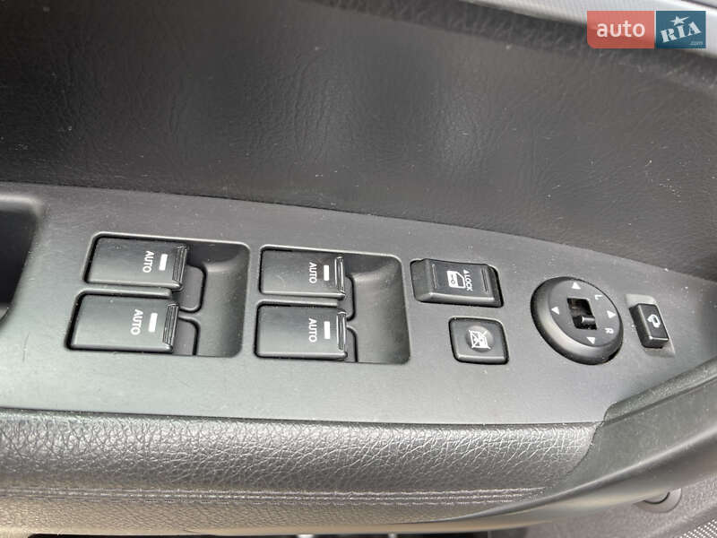 Внедорожник / Кроссовер Kia Sorento 2014 в Луцке