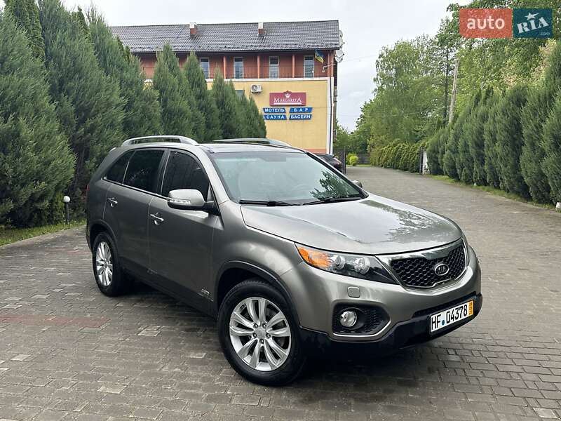 Позашляховик / Кросовер Kia Sorento 2010 в Городку