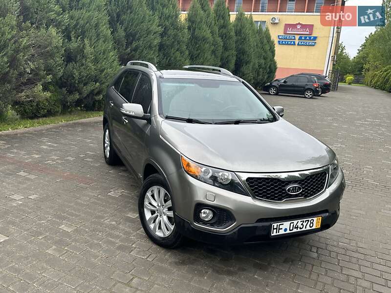 Позашляховик / Кросовер Kia Sorento 2010 в Городку