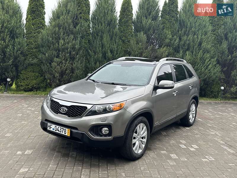 Позашляховик / Кросовер Kia Sorento 2010 в Городку