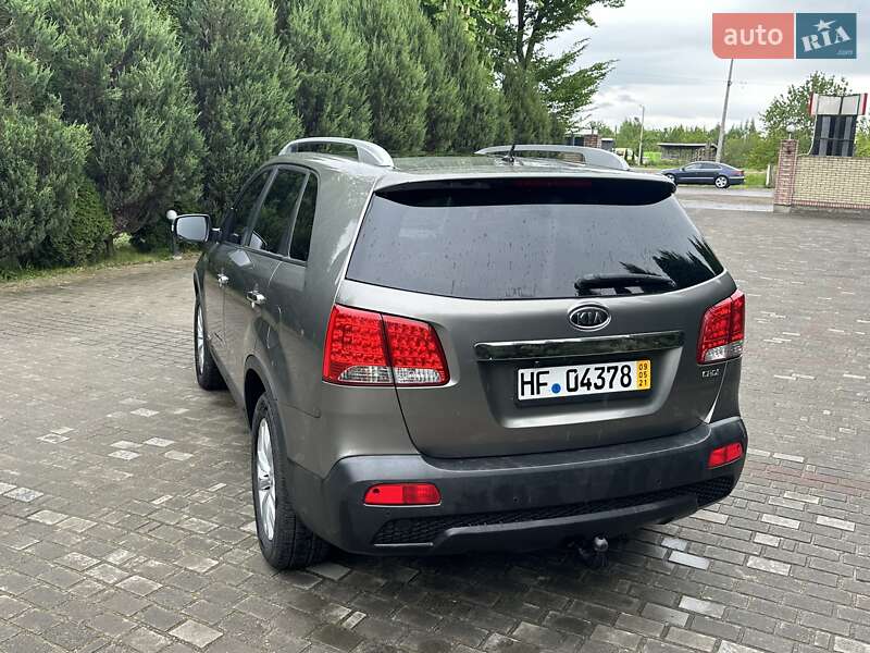 Позашляховик / Кросовер Kia Sorento 2010 в Городку