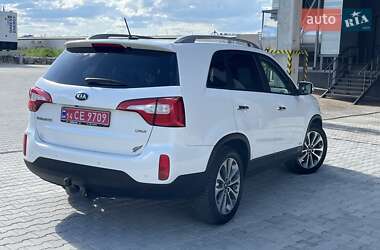 Позашляховик / Кросовер Kia Sorento 2015 в 